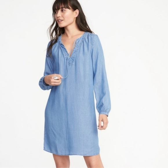 NWT Old Navy Tencel Tie-Neck Shift Dress Chambray light Wash Blue sz Small - Picture 1 of 8